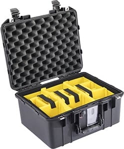 1507AIR CASE SILVER WITH PADDED DIVIDERS